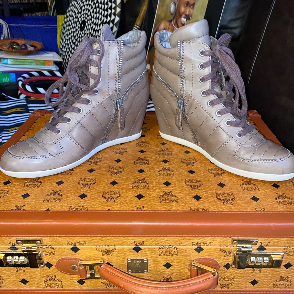 ASH ‘Brooklyn’ Hidden Wedge Leather Sneakers, 40M - Picture 8 of 8